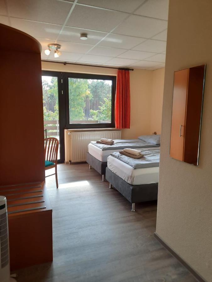 Hotel-Restaurant Hubertus Brome Екстер'єр фото
