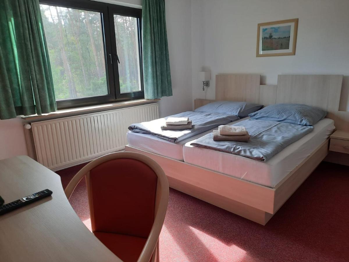 Hotel-Restaurant Hubertus Brome Екстер'єр фото