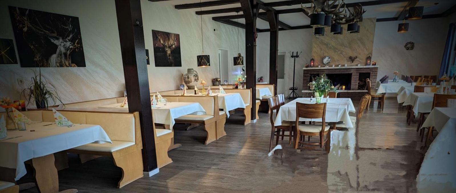 Hotel-Restaurant Hubertus Brome Екстер'єр фото